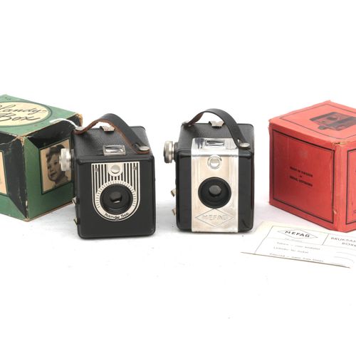 Null (2) Mefag: Box camera's. Both excisting types. Mefag: Handy-Box 6x6 boxed a&hellip;