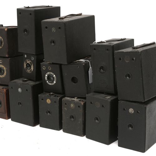 Null (20) 箱式摄像机--霍顿，少尉--马克西姆和霍顿（伦敦）。Butcher's Little Nipper, Junior Box, Ensign &hellip;