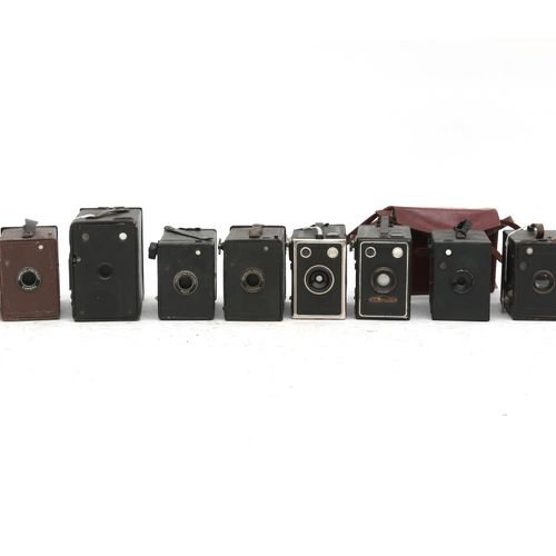 Null (11) Box-Kameras. Wo. Eine Kodak Eastman Cartridge Premo Nr. 2A, Thornton P&hellip;