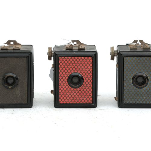 Null (3) Miniaturkameras; GAP: Photobaby. Alle mit unterschiedlichen Vorderseite&hellip;