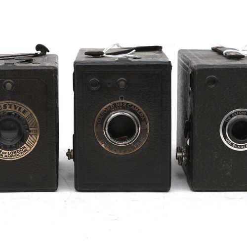 Null (5) Fotocamere a scatola - Supreme de Luxe, Oxford e Oxford n. 2 e una Nust&hellip;