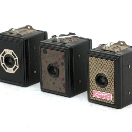 Null (3) Miniaturkameras; GAP. Das Fotobaby und die GAP-Box (3x4). Alle mit unte&hellip;
