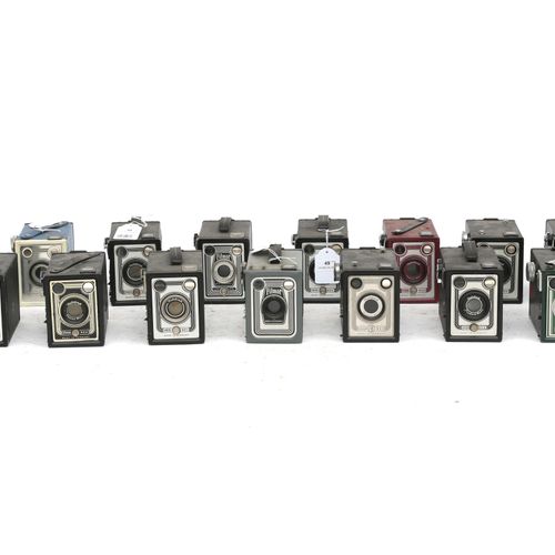 Null (14) Vredeborch箱式摄像机。和平箱，（4）Filmor包括一个灰色的，标准-梅尼斯49执行的绿色和标准-梅尼斯的颜色；红色，绿色，蓝色和&hellip;