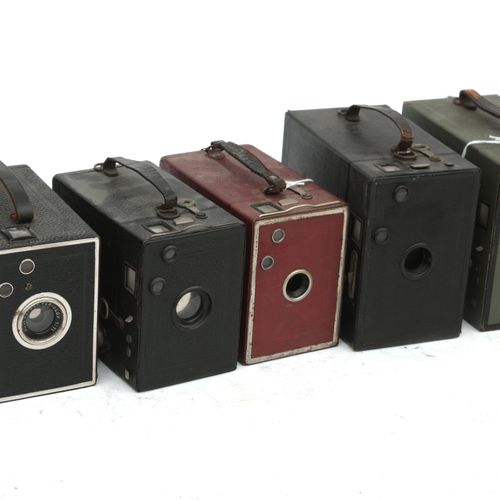 Null (10) 箱式摄像机。几个品牌都是如此。记录，阿科和索科。有几种尺寸以及颜色。红色、蓝色和绿色。