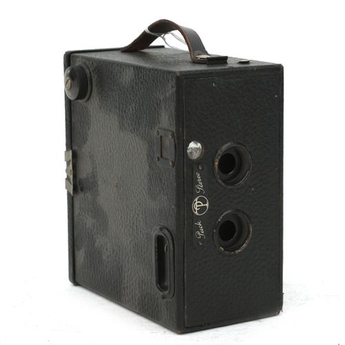 Null Puck-Stereo相机 - 约1932年，120胶片，6x8.5厘米曝光，箱式，立体声相机。