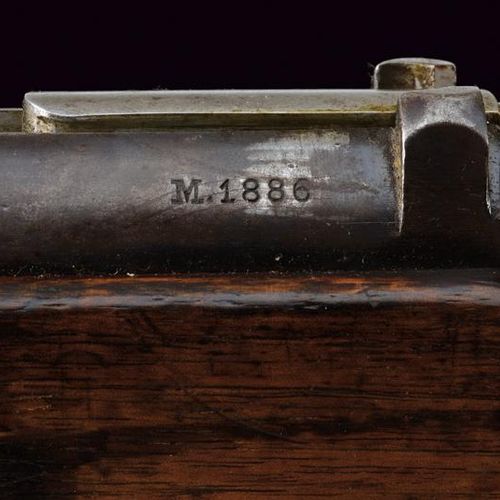 An 1886 model Kropatschek rifle 日期：1886年 出处：葡萄牙，圆形，有膛线的8毫米口径枪管，八角形后膛（枪膛干净，清晰可见的凹&hellip;