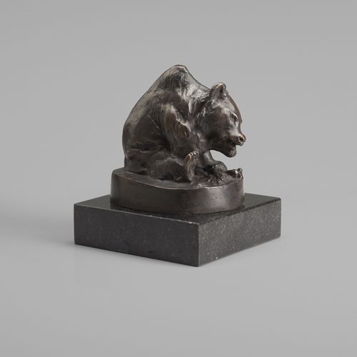 Gaul, August Eating bear
Bronze with dark brown patina on bronze plinth, mounted&hellip;