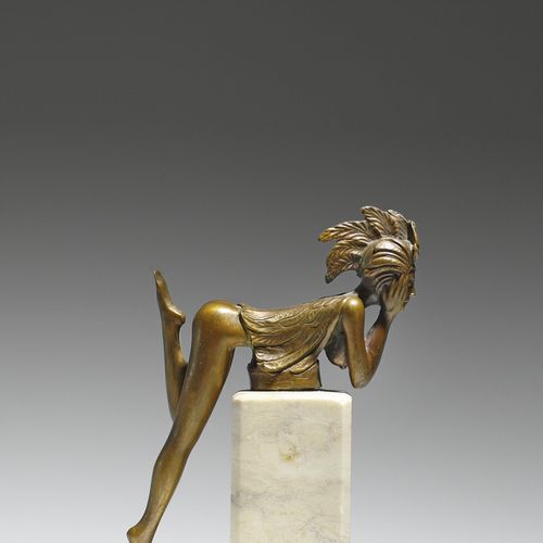 Fuchs, Ernst Papagena
Bronze with red-gold patina, mounted on light marble base.&hellip;