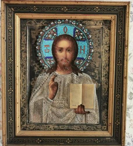 Null ICON。基督的祝福和温柔的圣母。 银色里扎和景泰蓝珐琅的板面油画一对，可能是后来的框架。圣彼得堡 ? 框架：高度：28，宽度：23.5厘米。