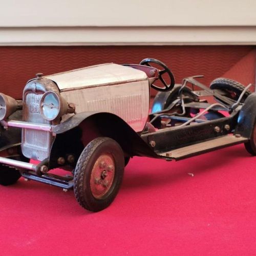 Null CITROËN TOY, dismountable C6 chassis. Height 12, Length 40 Width 17 cm. (IN&hellip;