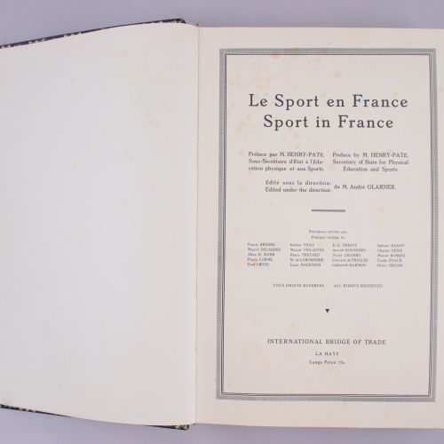 Null GLARNER, André Le Sport en France. Sport in France. La Haye, International &hellip;