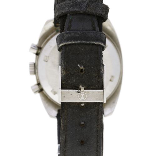 Null Lemania, réf. 9803, montre chronographe en acier avec indication de la date&hellip;