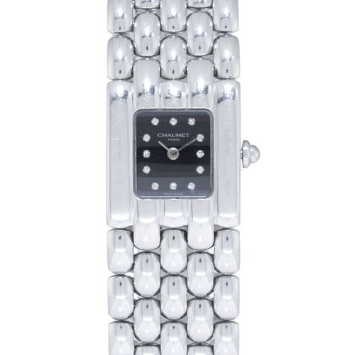 Null Chaumet, montre-bracelet en acier avec index sertis de diamantsMouvement: c&hellip;