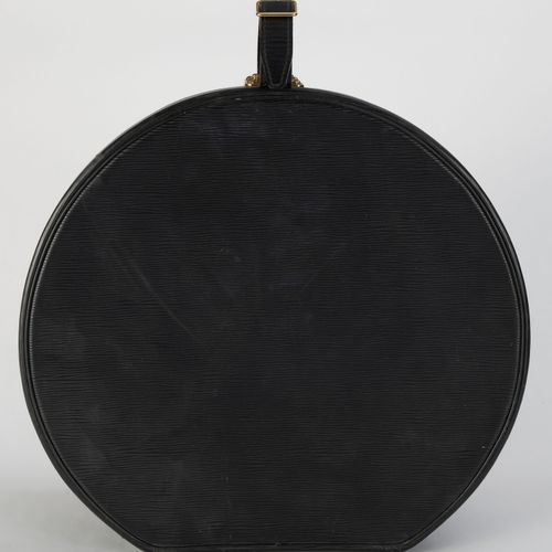 Null Louis Vuitton, boîte à chapeau en cuir épi noir, de forme ronde, courroie f&hellip;