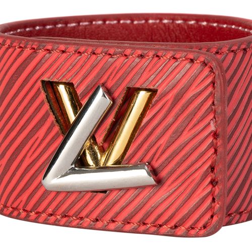 Null Louis Vuitton, bracelet Essential V en cuir épi rouge, PM diam. 6 cm