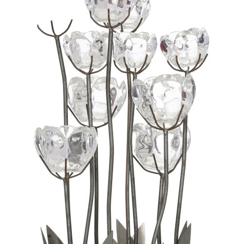 Null Lampe, circa 1980, constituée de tulipes stylisées en métal et verres, un f&hellip;