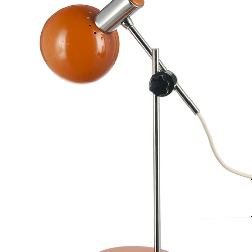 Null 2 lampade da scrivania di Stralux, circa 1970, in alluminio color arancio, &hellip;