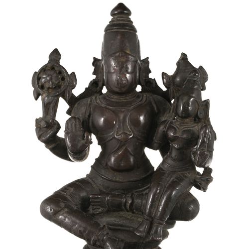 Null Vishnu et Lakshmi, sculpture en bronze, Inde, XVIII-XIXe s., le dieu représ&hellip;