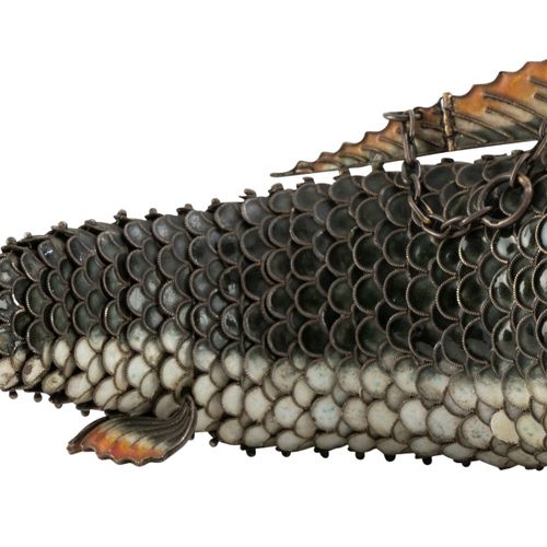 Null Enamel and silver articulated fish, China, 19th-20th century, 35 cm long
