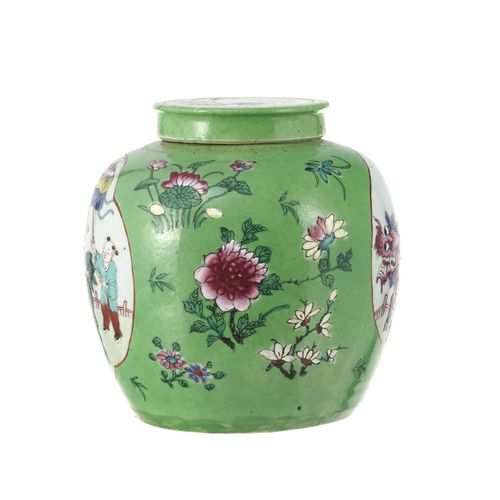 Null A green ground porcelain pot and cover, China, 19th century, 21 cm high (wi&hellip;