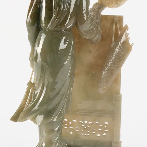 Null Femme à l'éventail avec écran de table, sculpture en jade, Chine, sur socle&hellip;