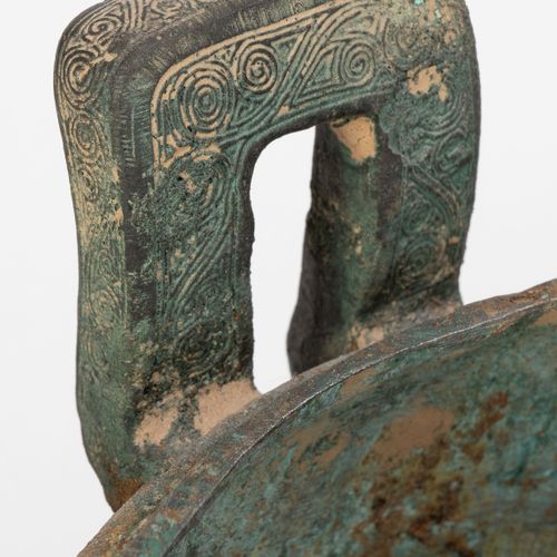 Null 4 archaic style bronze vessels, China, modern: 2 jian (wine vessels), 1 tri&hellip;
