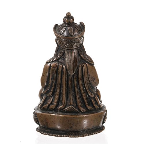 Null A bronze sculpture of Padmasambhava, Tibet, 19th century, 9.5 cm high