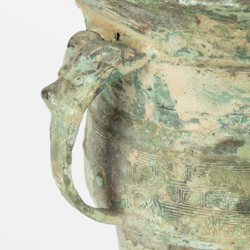 Null 4 archaic style bronze vessels, China, modern: 2 jian (wine vessels), 1 tri&hellip;