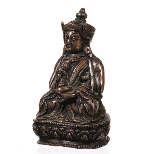Null Padmasambhava, sculpture en bronze, Tibet, XIXe s., assis sur un piédestal &hellip;