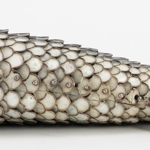 Null Enamel and silver articulated fish, China, 19th-20th century, 35 cm long