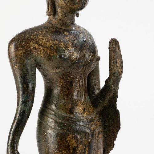 Null Walking Buddha and bust of Buddha, 2 bronze sculptures, Sukothai style, Tha&hellip;