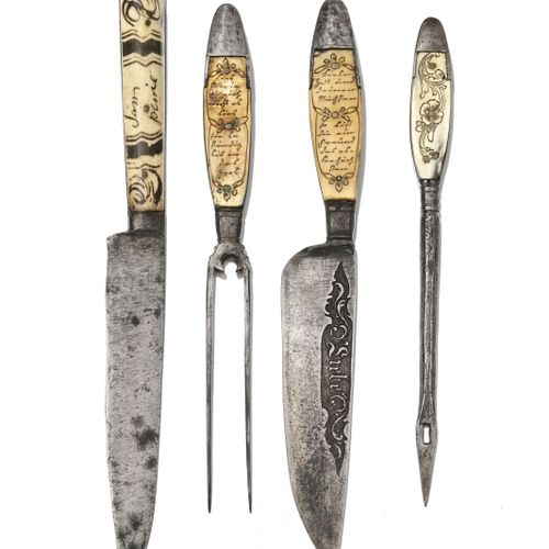 Null Ensemble de 2 couteaux, 1 fourchette et 1 pique en acier et ivoire, XVIIIe.&hellip;