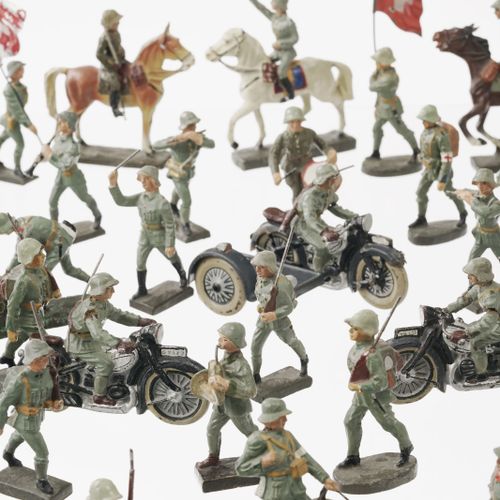 Null ELASTOLIN, LINEOL, LEYLA, "Armée suisse", lot de figurines de divers corps &hellip;
