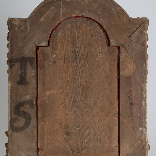 Null Tableaux crucifix, XVIIIe s., Christ en ivoire monté sur une croix en bois &hellip;