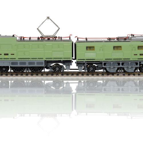 Null TRIX (Allemagne), échelle HO, 2 locomotives doubles de type Ae 8/14