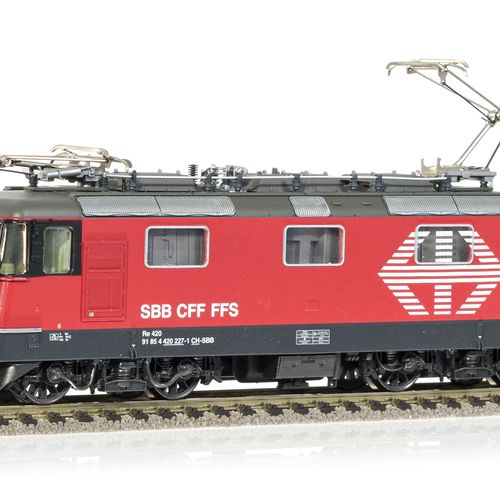 Null TRIX (Allemagne), échelle HO, lot de 4 locomotives de type électrique,compr&hellip;
