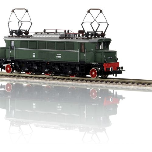 Null TRIX (Allemagne), échelle HO, lot de 3 locomotives allemandes : - 1 x E 05 &hellip;