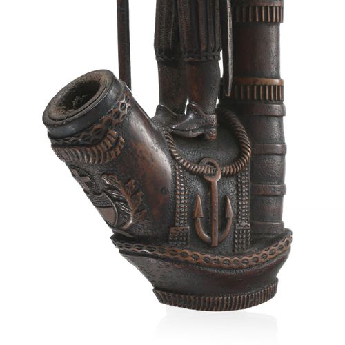 Null Rare pipe suisse en buis sculpté, Fribourg, probablement XVIIIe s., figure &hellip;