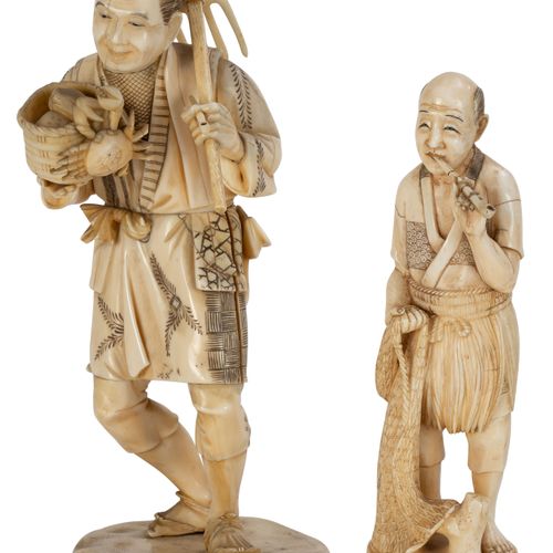 Null Pêcheurs au kiseru (pipe), 2 okimono en ivoire, Japon, époque Meiji, l'un t&hellip;
