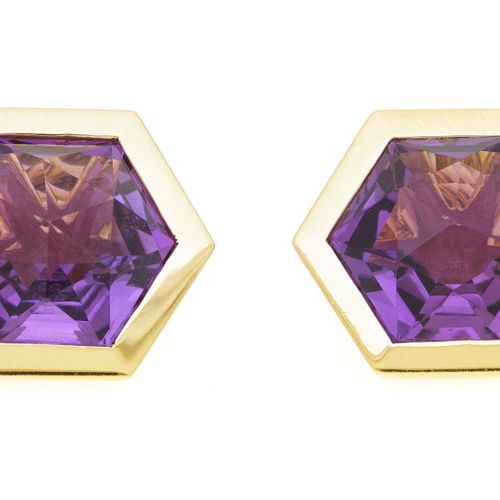 Null Paire de boutons de manchette or 750 sertis d'améthystes taille fantaisie, &hellip;