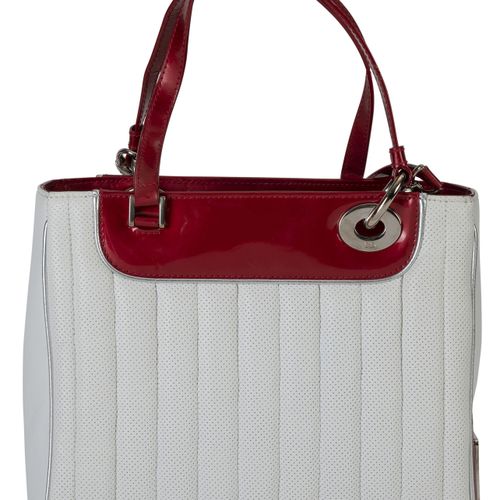 Null Christian Dior, Cadillac Montaigne Chris 1947 bag in white perforated leath&hellip;