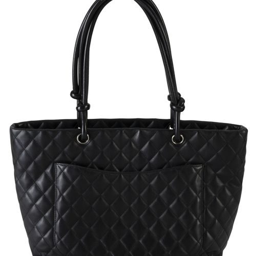 Null Chanel, borsa tote in pelle nera trapuntata Rue Cambon, il lato applicato c&hellip;