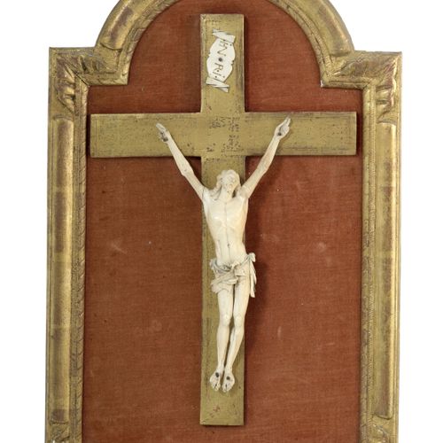 Null Corpus Christi, Elfenbeinskulptur von Christus am Kreuz, wahrscheinlich Fra&hellip;