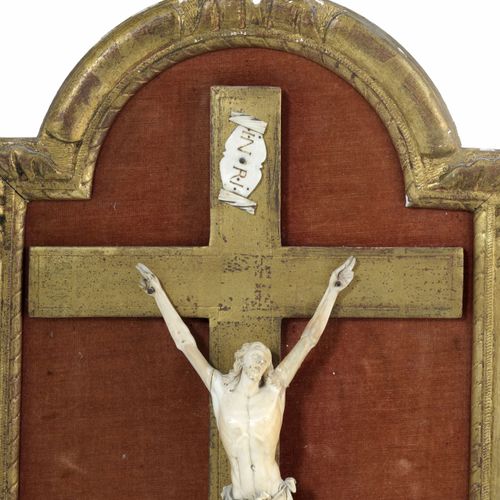 Null Corpus Christi, escultura de marfil de Cristo en la cruz, probablemente Fra&hellip;