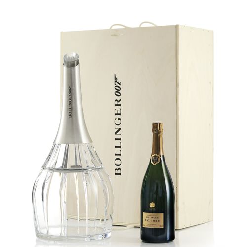 Null Bollinger: Spectre Cristal Set 007 1988. Holzkiste mit einer Magnumflasche &hellip;