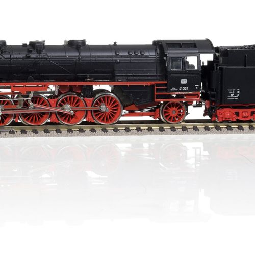 Null Märklin和Märklin - Hamo（德国），HO比例，一套3台德国铁路（DR）蒸汽机车： - 1 x Börsig BR 53 0001黑色&hellip;