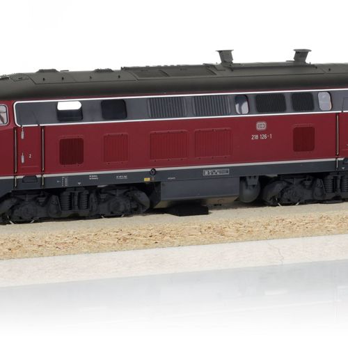 Null Märklin (Germania), scala 1, locomotiva diesel BR 218, finitura Deutsche Ba&hellip;