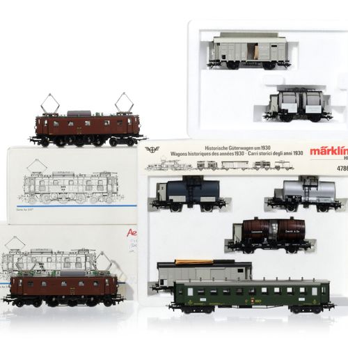 Null Märklin (Germany), HO scale, historic SBB cars, set with : - 2 locomotives &hellip;