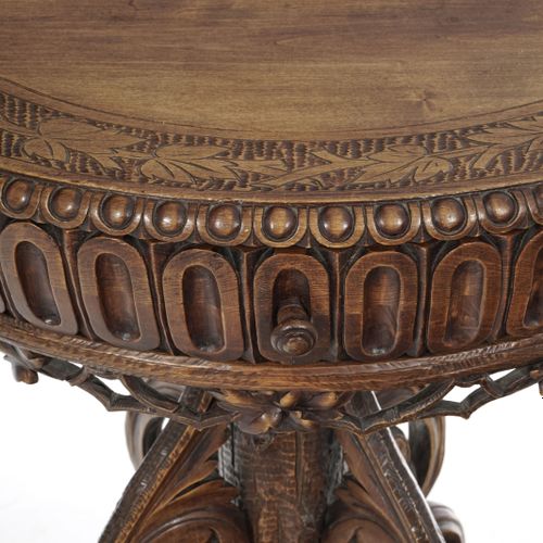 Null Console, XIXe s., en bois sculpté de godrons, ouvrant par un tiroir en faça&hellip;