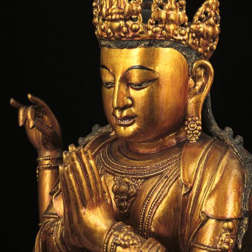 Null Avalokiteshvara Sadaksari à quatre bras, sculpture en bois laqué et doré, C&hellip;